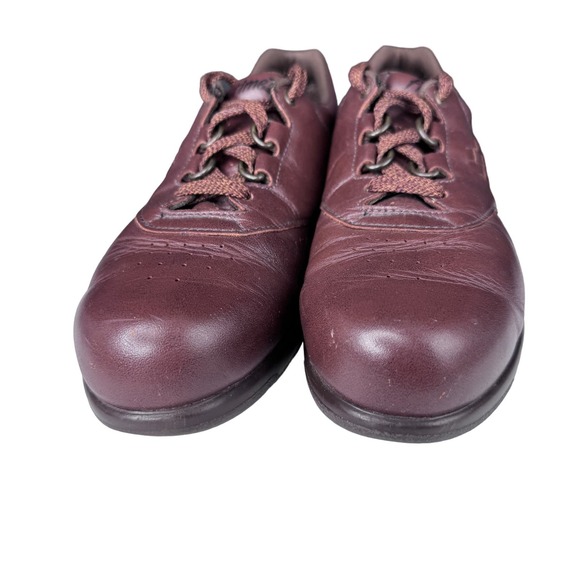 SAS High Street-Y Sneaker Lace Up Perforated Leather Low‎ Top Brown Size 7 - Picture 6 of 11